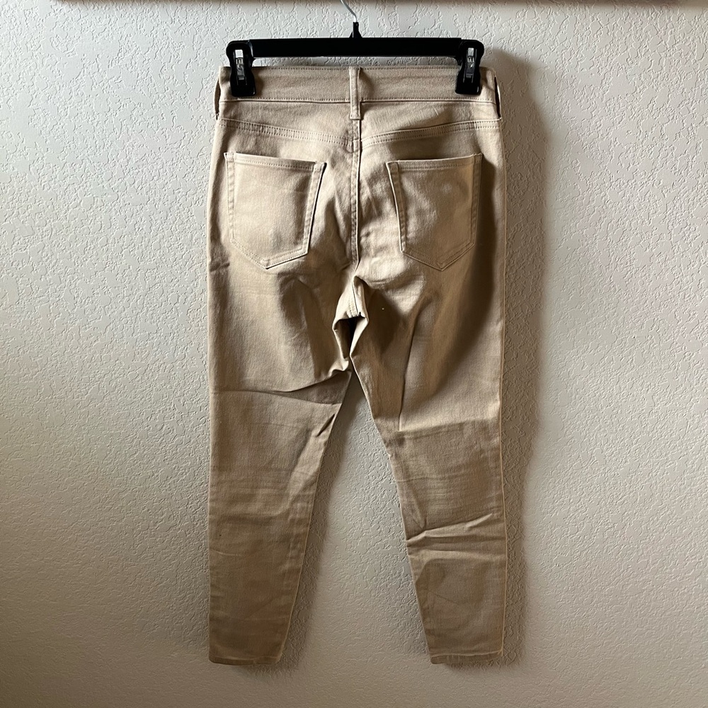 Aeropostale Stretchy High-Rise Legging Jeans | Size 0 | Beige - Picture 7 of 7